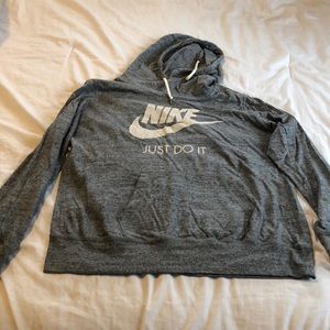 Nike women’s grey xl sweatshirt